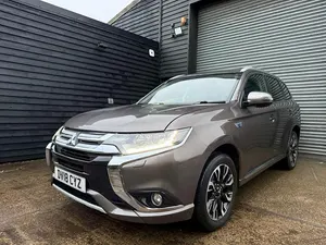 Usado Mitsubishi Outlander P-HEV