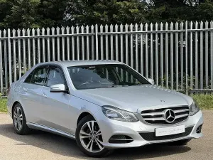 Begagnad Mercedes E220