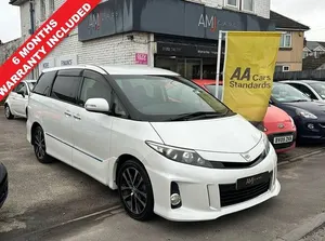 Begagnad Toyota Estima