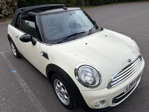 Begagnad Mini Cooper Cabriolet
