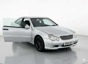 Begagnad Mercedes C180